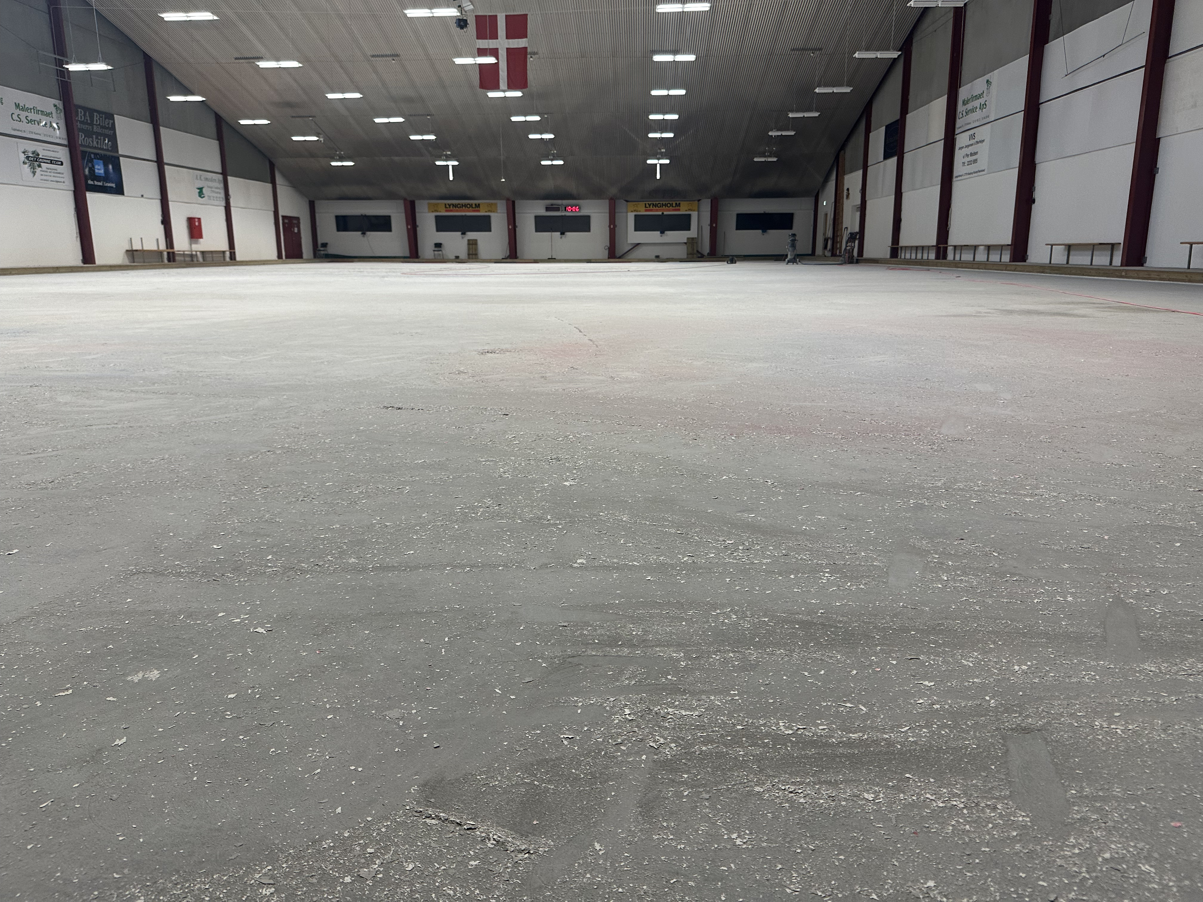 Finished Curling rinks, teqplan wear layer, grinding, polishing and line making