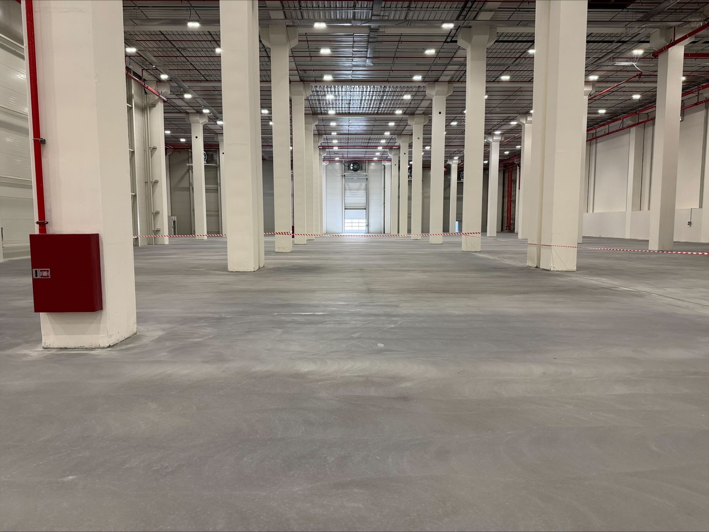 finished flooring in big warehouse in Turkey