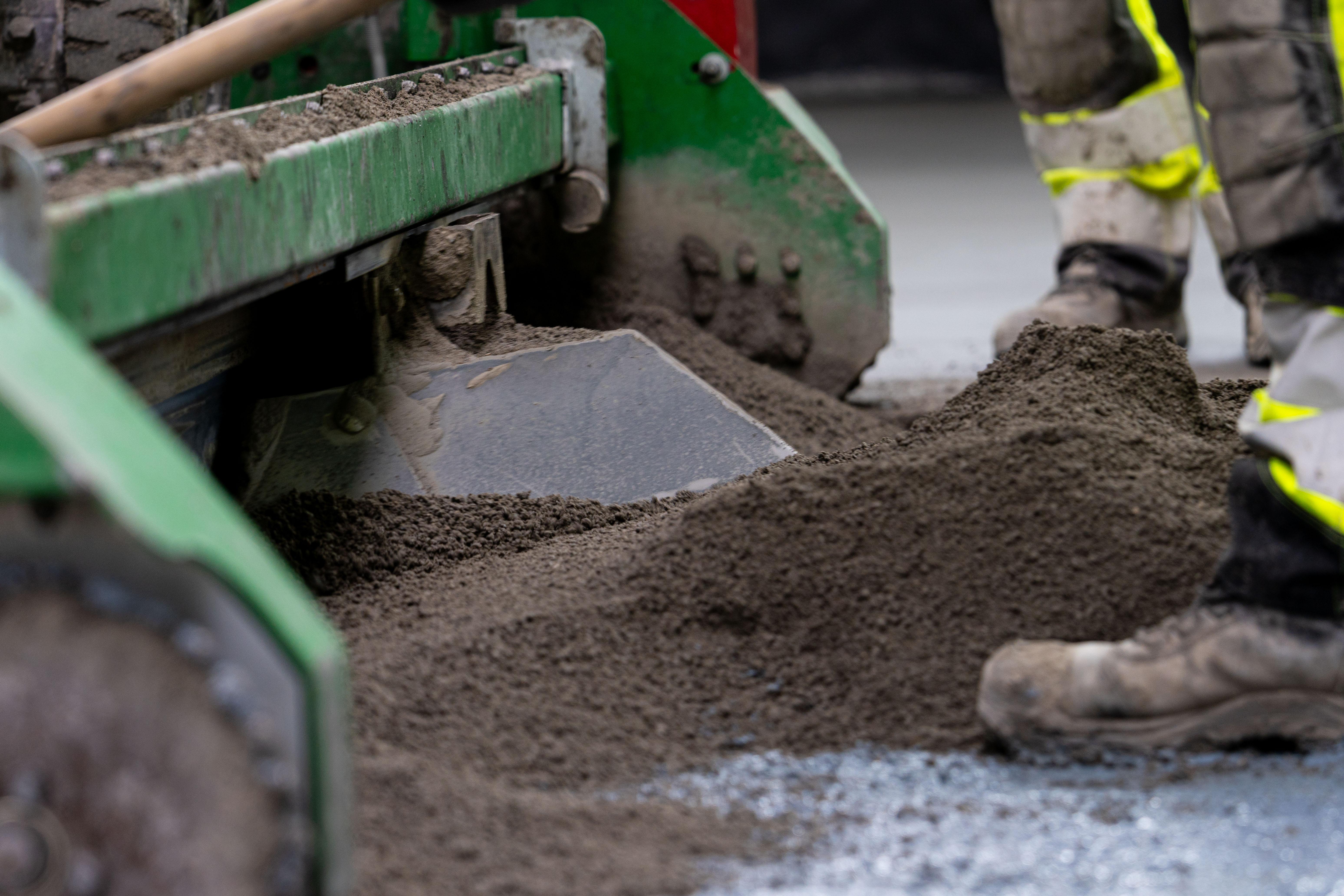 flattening of the concrete flooring